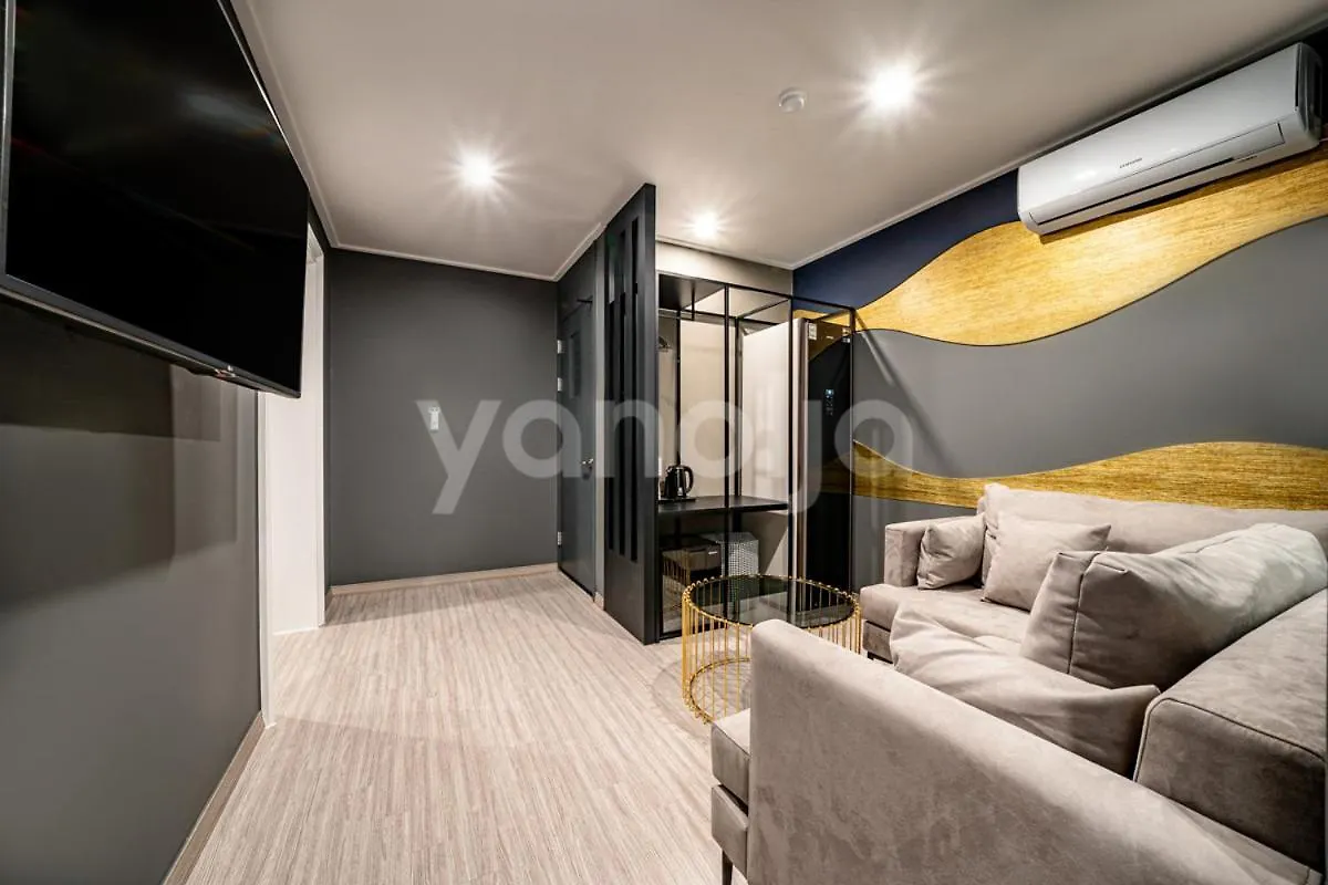 Browndot Hotel Hwamyeong بوسان